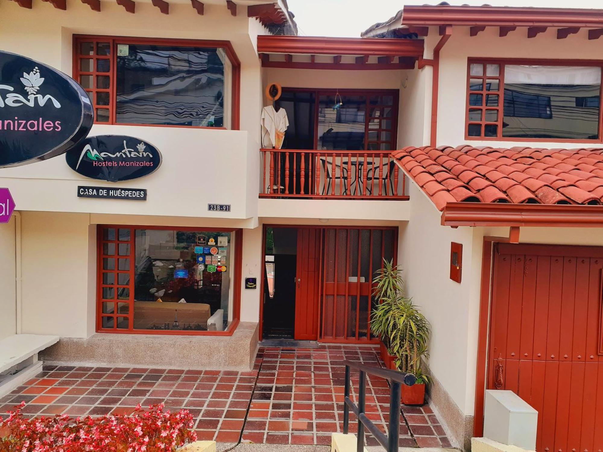 Ayenda Mountain Hostels Manizales Ngoại thất bức ảnh
